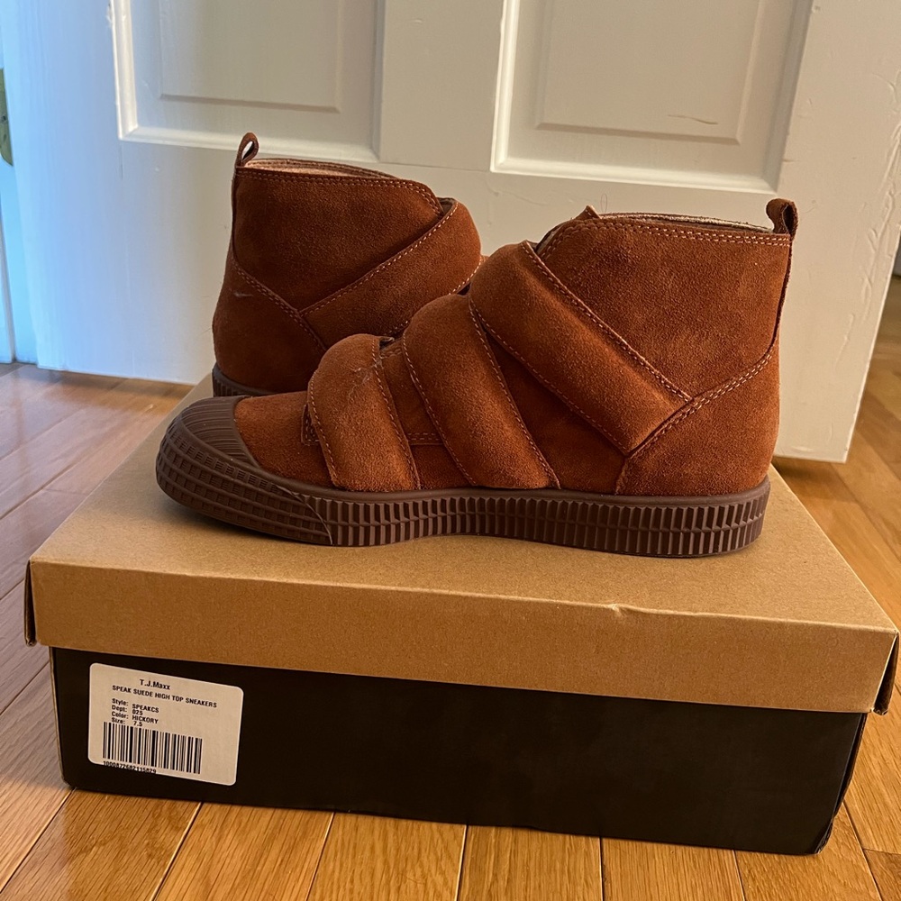 Kelsi Dagger Brown Suede High Top Sneaker Bootie